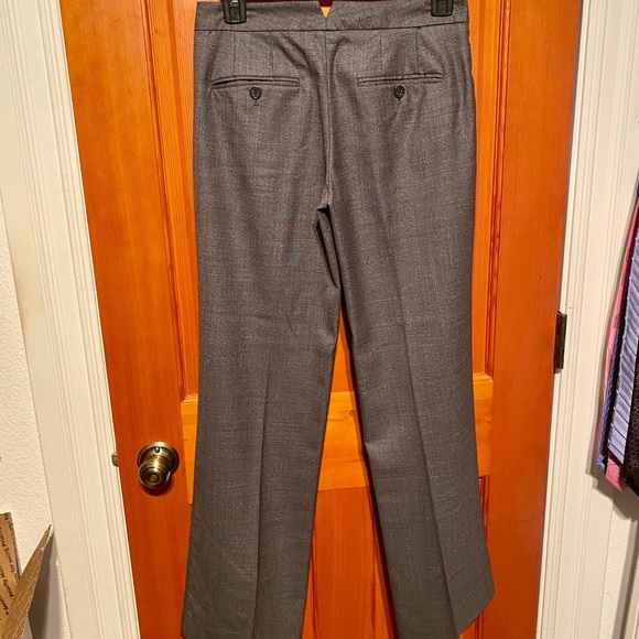 *Like New* THEORY Stretch Wool Suit - Picture 5 of 6